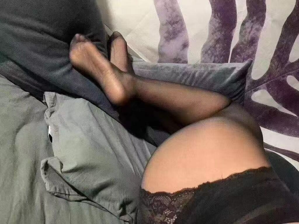 郑州，第一青楼 极品空乘美少女兼职